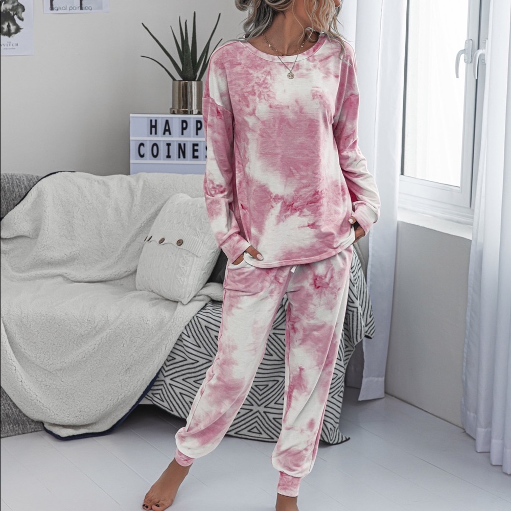 🆕Pink Tie Dye Long Sleeve Pants Lounge Set - Picture 5 of 6